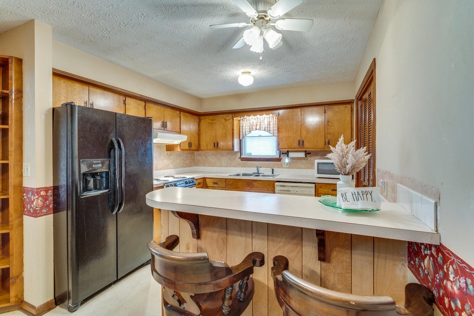 Photo #14: 726 Double Springs Road