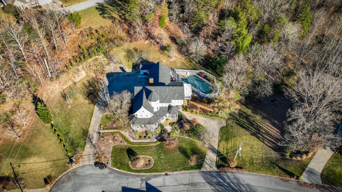 Photo #2: 1005 Bard Lane