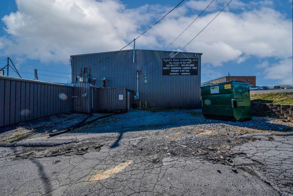 Photo #16: 16 17th Street