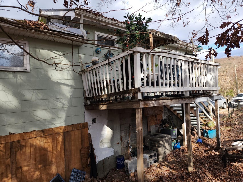 Photo #4: 1048 Cooper Street