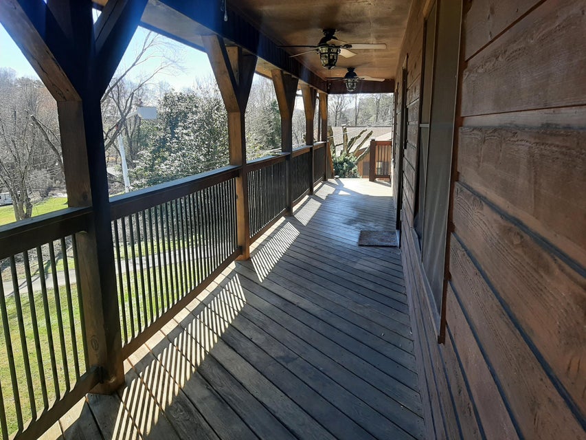 Photo #4: 225 Lake Forest Road
