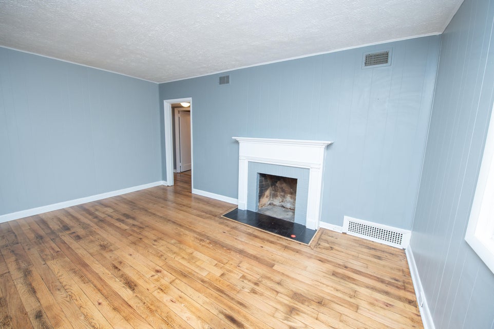 Photo #4: 1528 Sevier Avenue