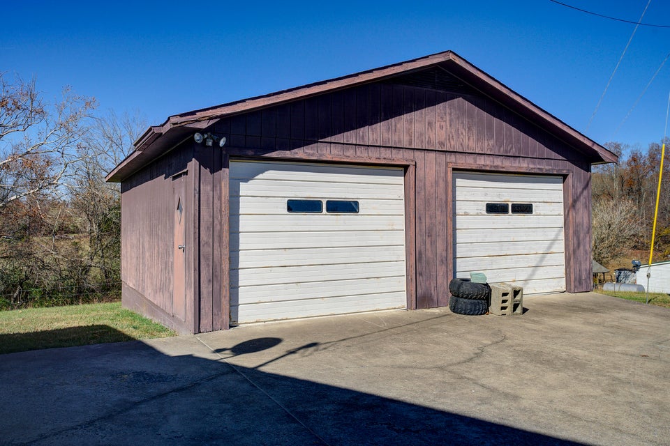 Photo #24: 171 Simpson Road
