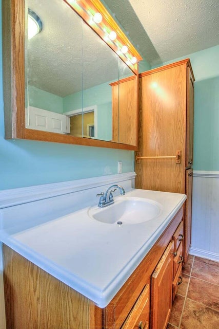 Photo #26: 1651 Granby Road