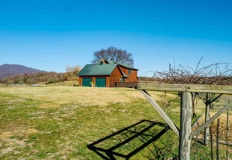Photo #39: 70 Weems Road