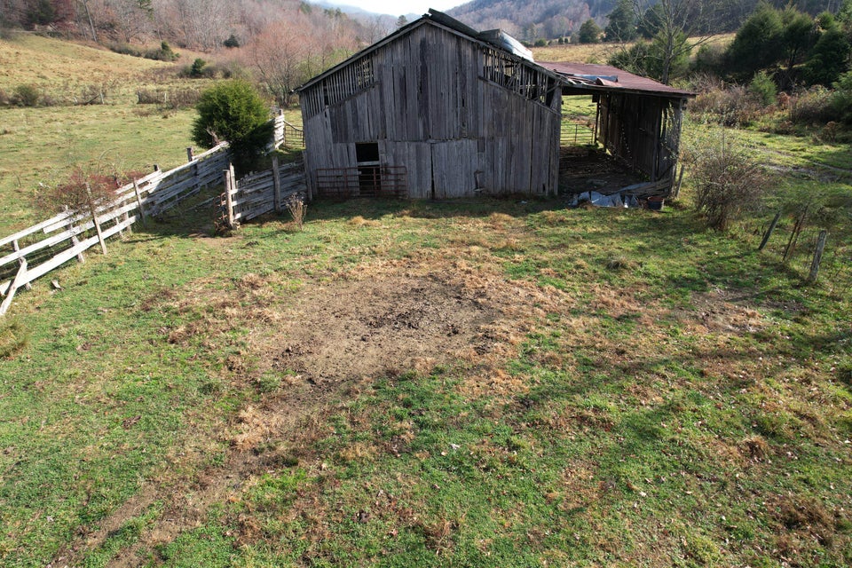 Photo #35: 000 Hunters Valley East