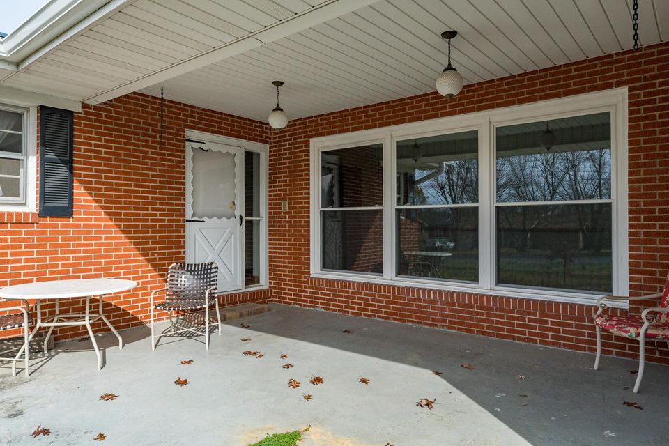 Photo #6: 216 Nelson Avenue