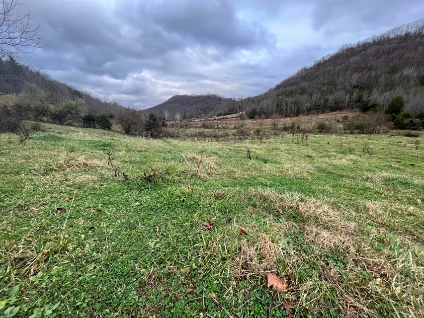 Photo #4: 000 Hunters Valley East