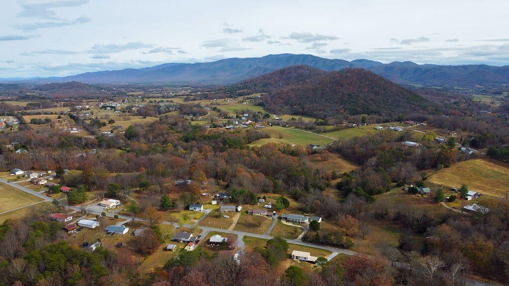 Photo #28: 570 Cedar Creek Road
