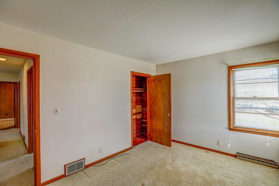 Photo #15: 212 Atlanta Avenue