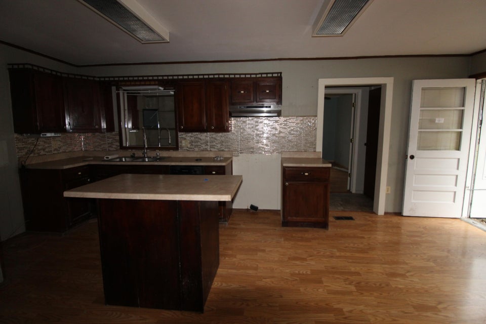 Photo #9: 115 East 26th Street