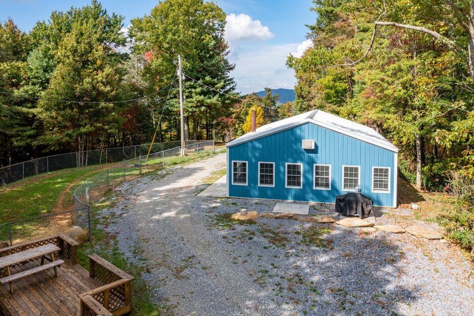 Photo #25: 321 Old Clarktown Road