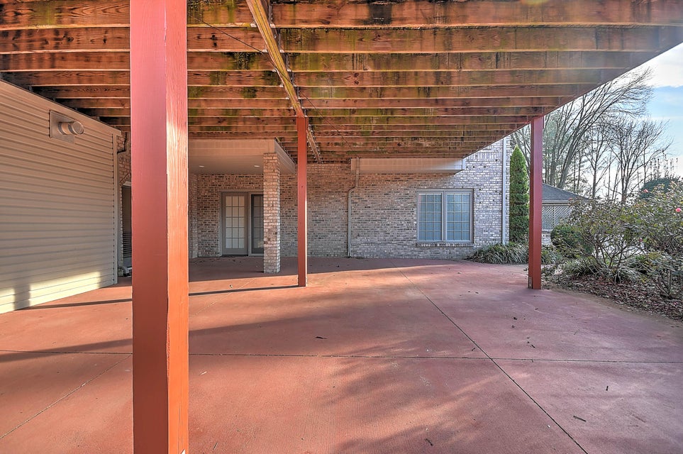 Photo #50: 121 Quail Heights Court