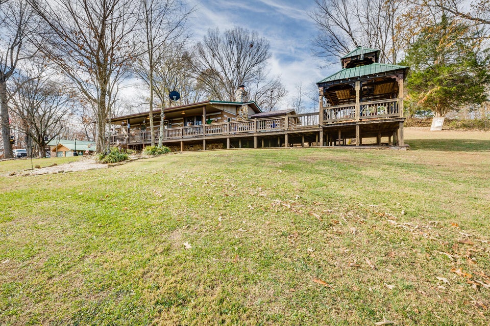 Photo #3: 200 Elkins Road