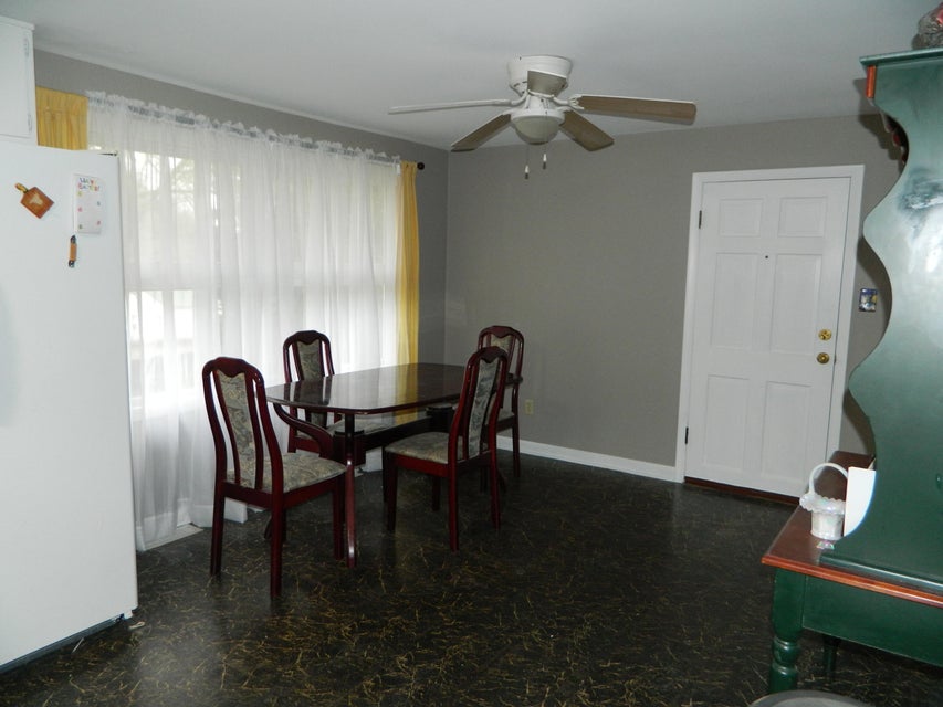 Photo #8: 612 Gillespie Avenue