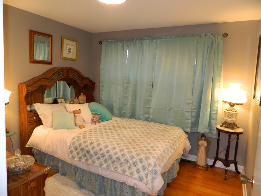 Photo #11: 612 Gillespie Avenue