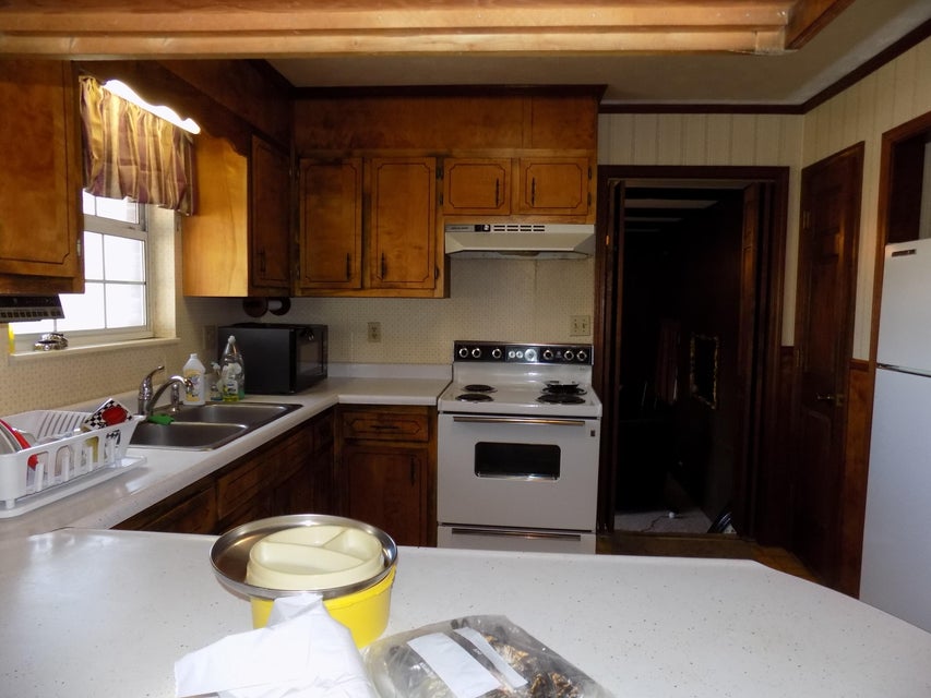 Photo #12: 208 Hileman Dr Drive