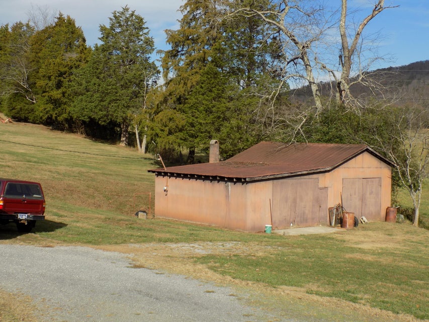 Photo #34: 208 Hileman Dr Drive