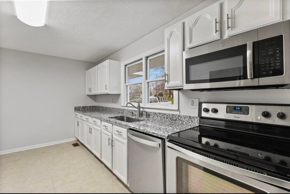 Photo #18: 1114 Edgewood Street
