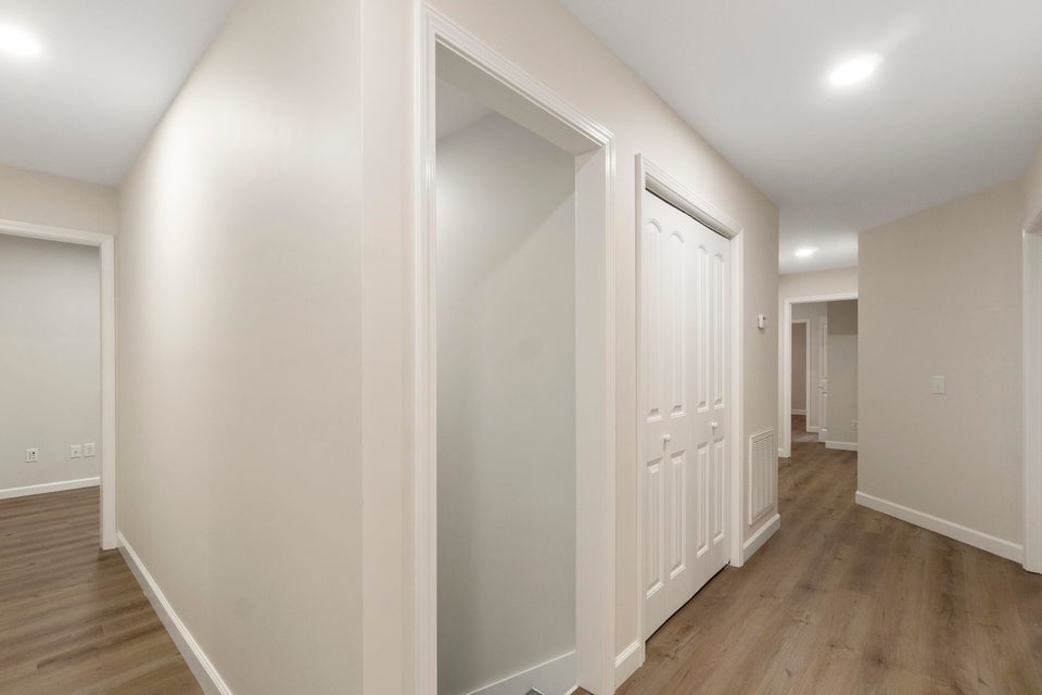 Photo #46: 1111 Vestal Court