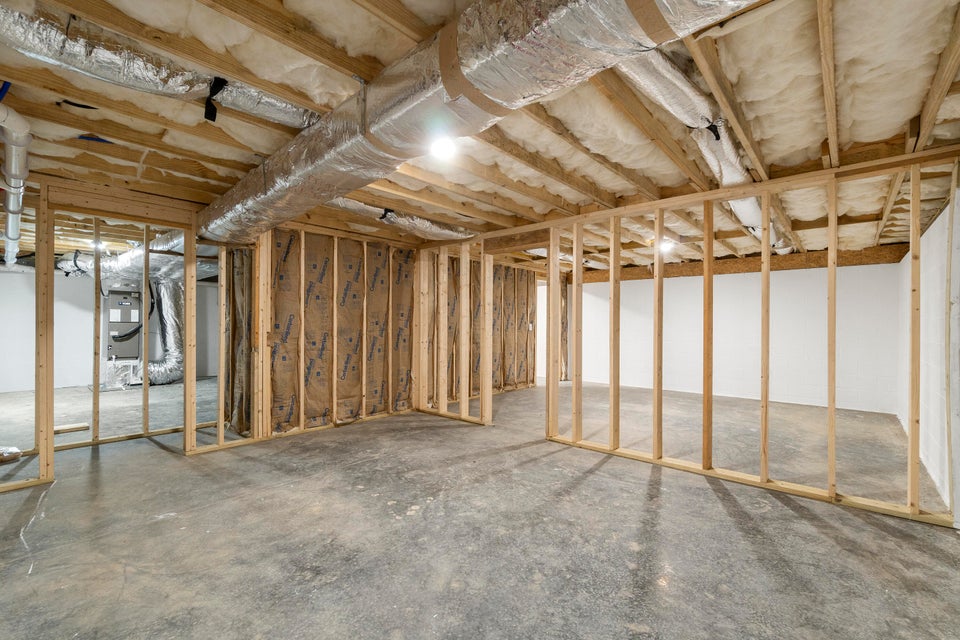 Photo #52: 1111 Vestal Court