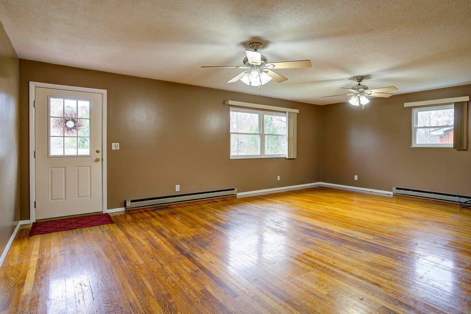 Photo #6: 1705 Jackson Terrace