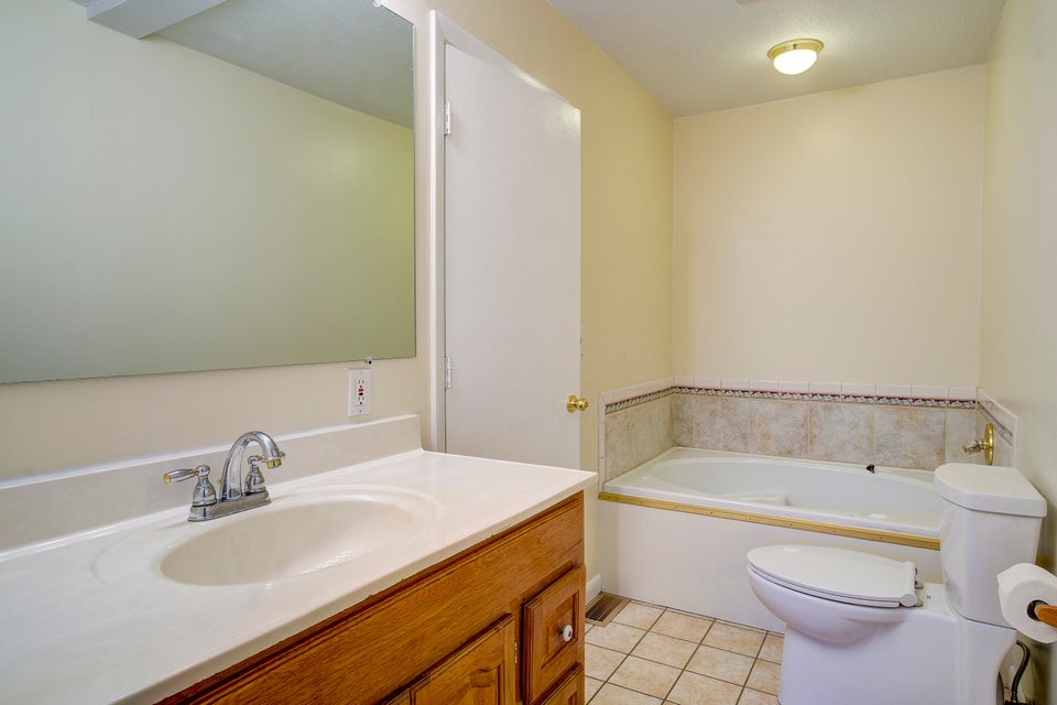 Photo #16: 1705 Jackson Terrace