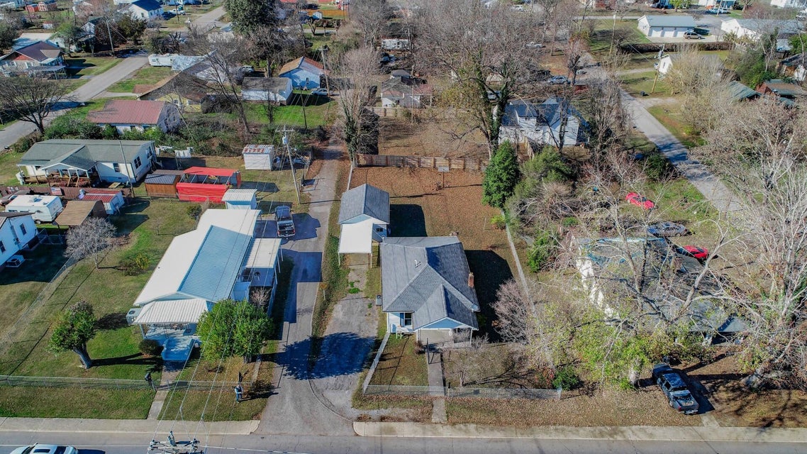 Photo #5: 333 Lincoln Avenue