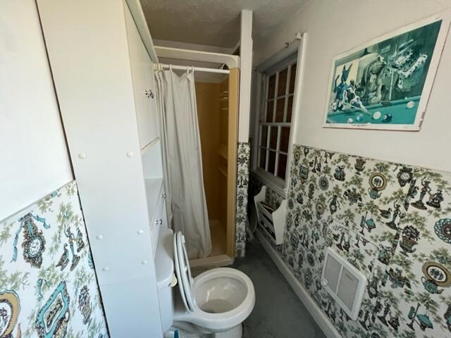 Photo #25: 216 North Shady Street