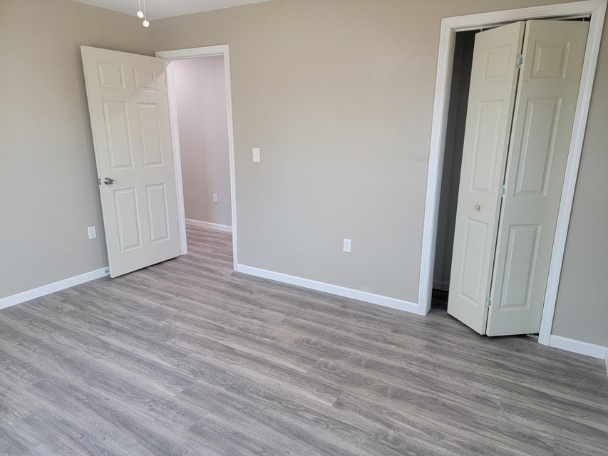 Photo #39: 218 Rhea Avenue