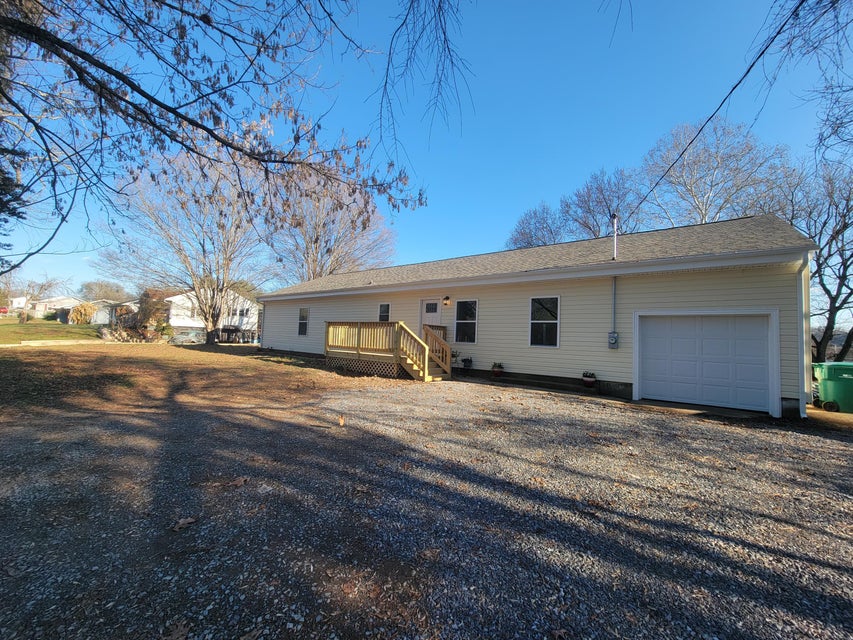 Photo #5: 218 Rhea Avenue