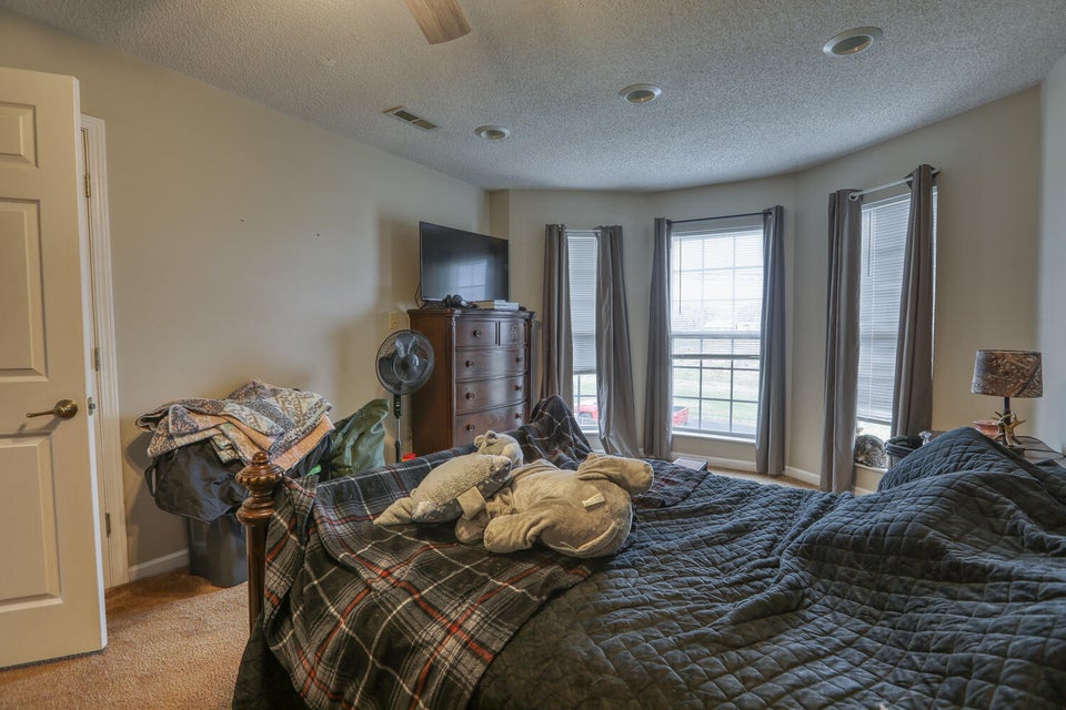 Photo #40: 113 Murphy Road