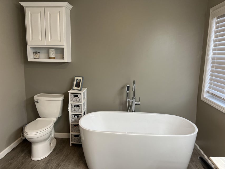 Photo #25: 9755 Shadow Brook Drive