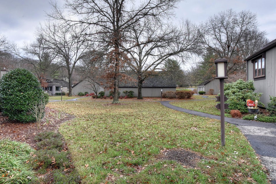 Photo #37: 100 Periwinkle Place