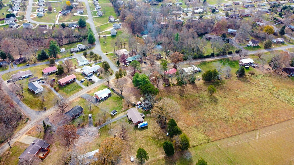 Photo #7: 415 Fairfield Drive