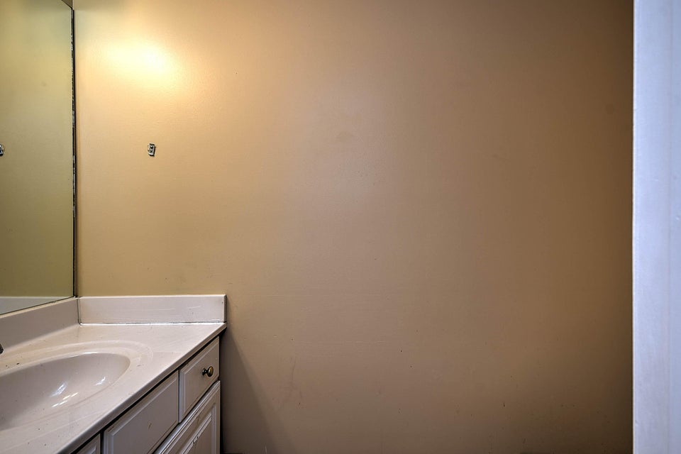 Photo #17: 807 Fain Ave Avenue
