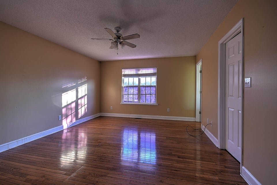 Photo #18: 807 Fain Ave Avenue