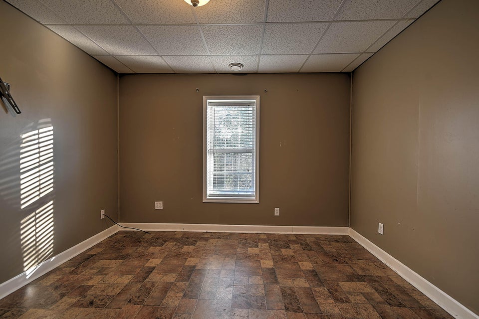 Photo #30: 807 Fain Ave Avenue