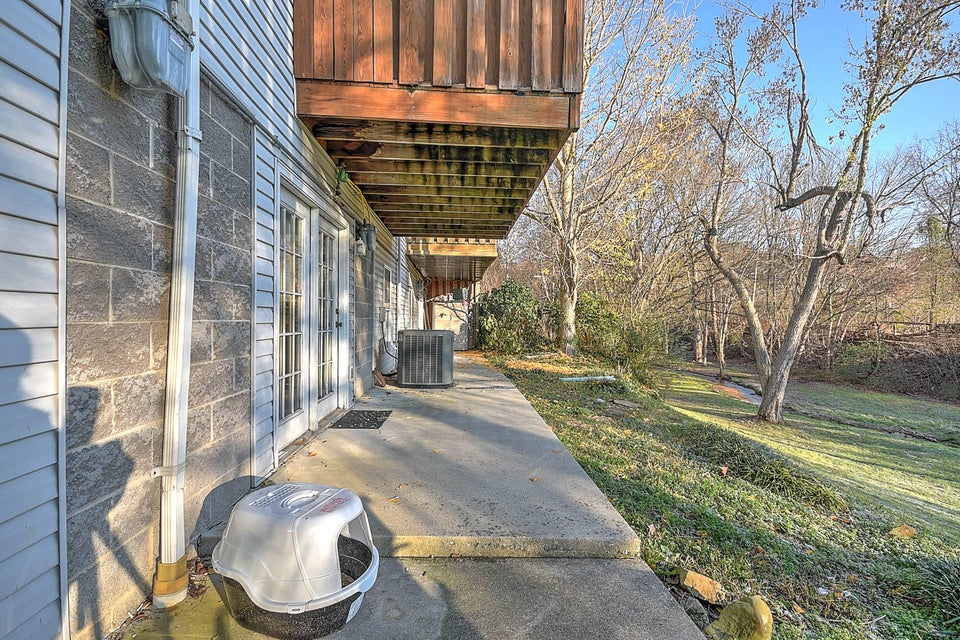 Photo #37: 807 Fain Ave Avenue