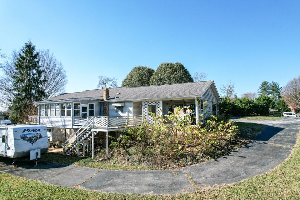 Photo #12: 208 Mikes Avenue
