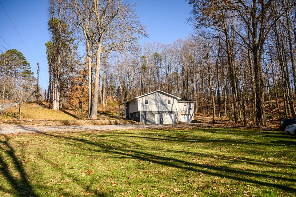 Photo #12: 173 Horseshoe Drive
