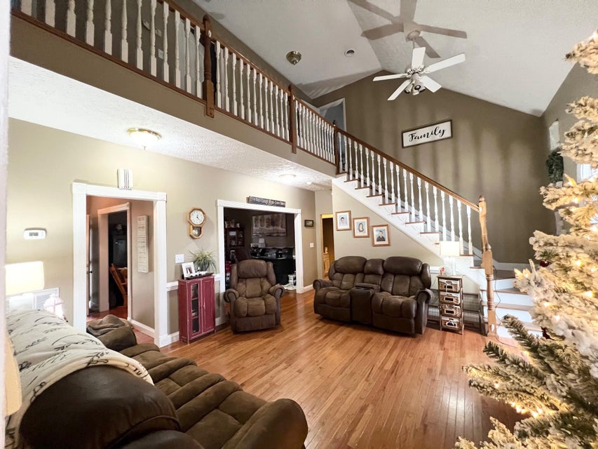 Photo #3: 357 Collinwood Drive