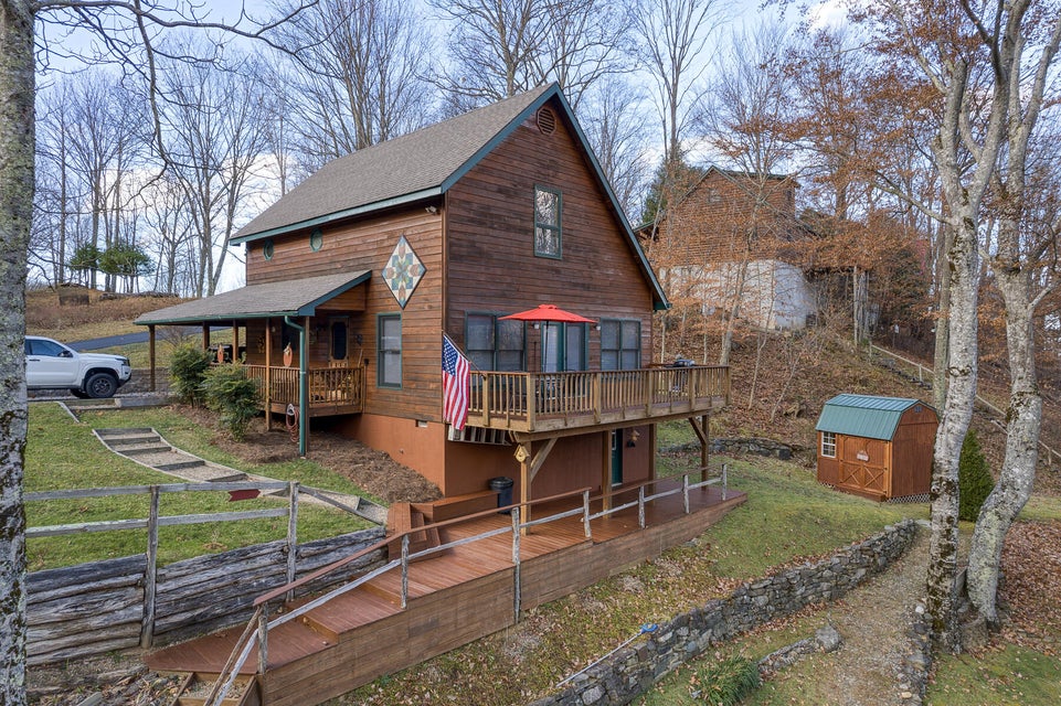 Photo #41: 102 Maple Brook Lane