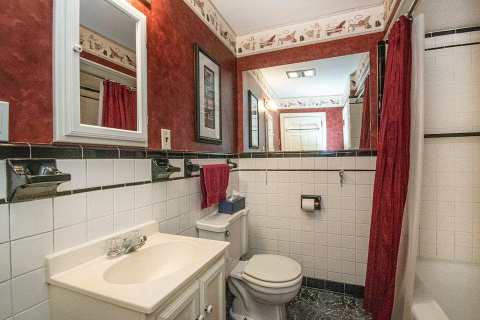 Photo #26: 510 Mckinney Avenue