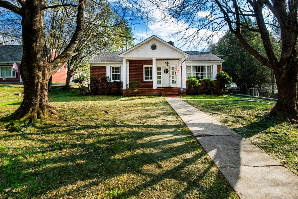 Photo #3: 510 Mckinney Avenue