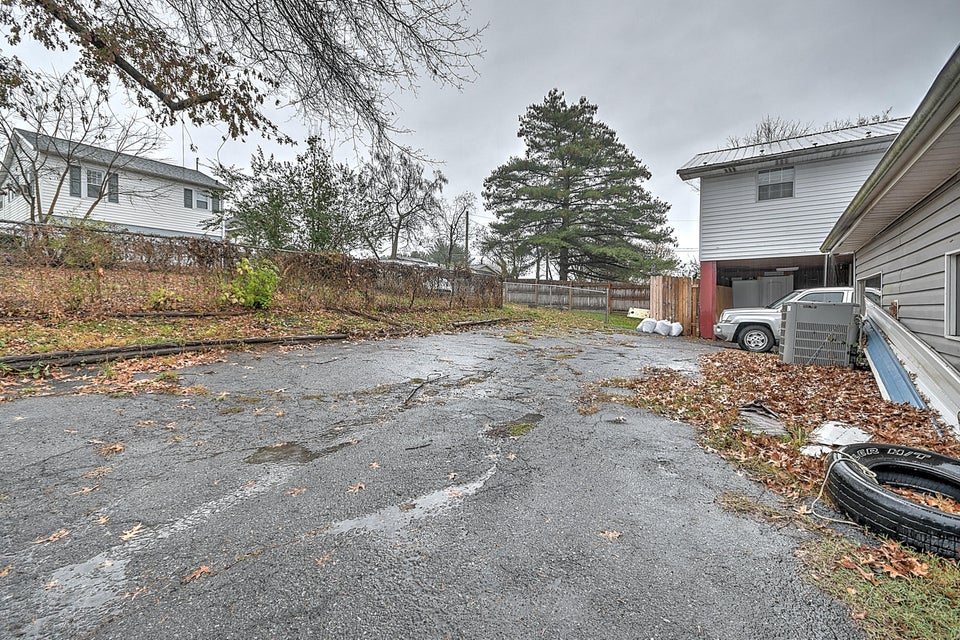 Photo #7: 1105 Broad Street