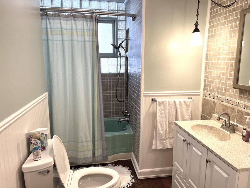 Photo #53: 215 2nd Street
