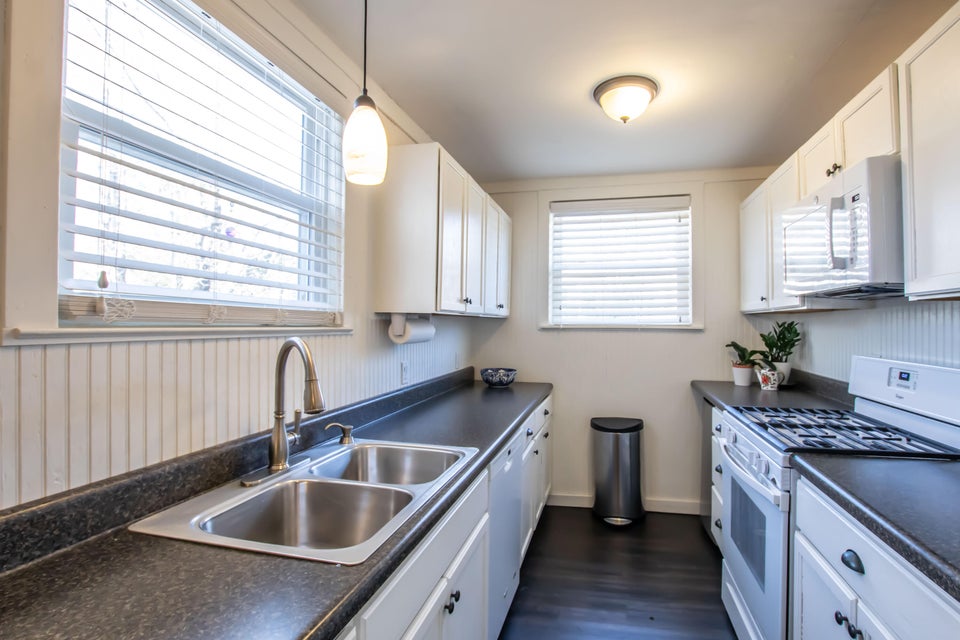 Photo #9: 770 Park Street