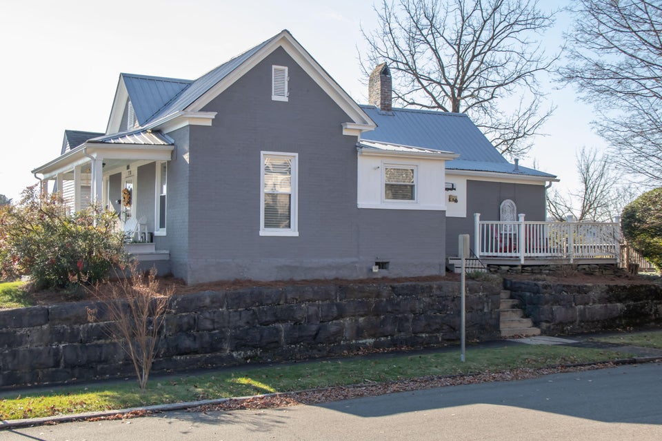 Photo #36: 770 Park Street