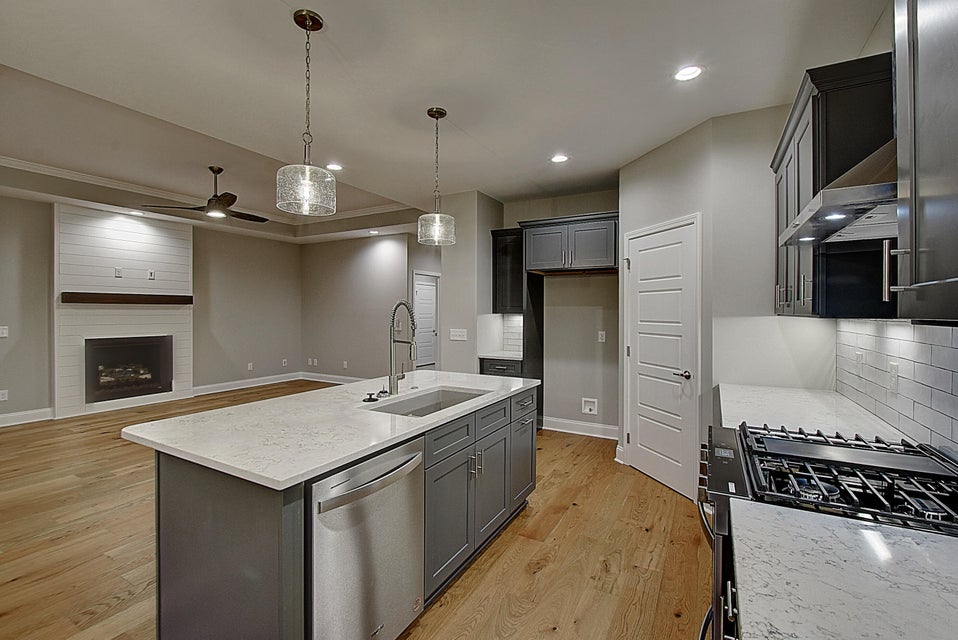 Photo #19: 547 Gardenia Drive